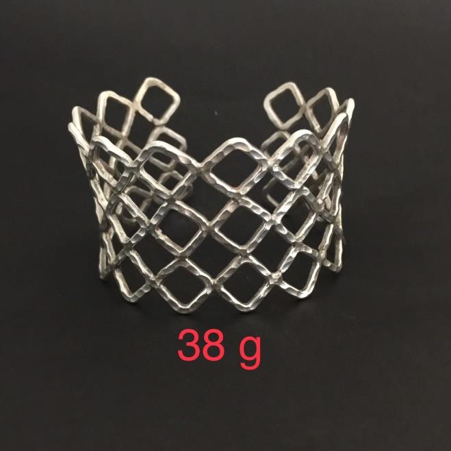 Thai Karen Hill Tribe Silver Bangle 20BG035