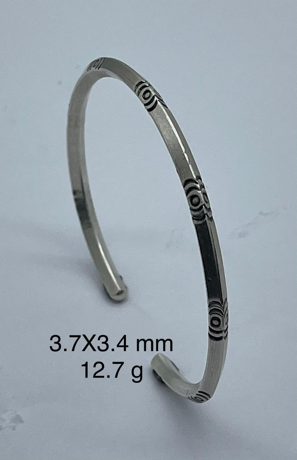Thai Karen Hill Tribe Silver Bangle BG211TKSH009