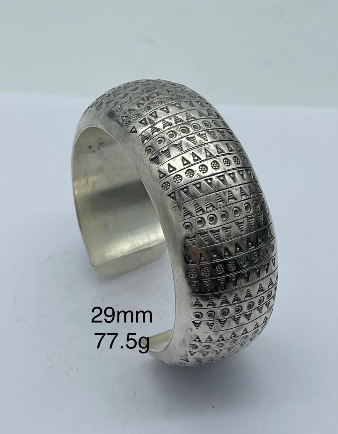 Thai Karen Hill Tribe Silver Bangle BG211TKSH143