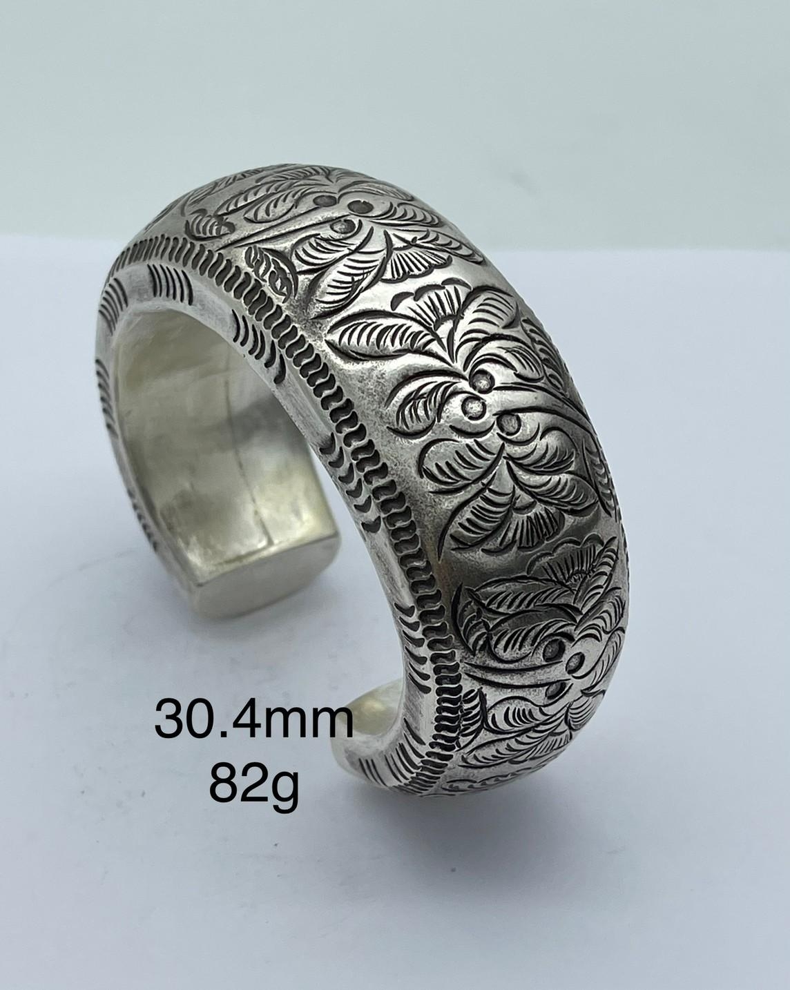 Thai Karen Hill Tribe Silver Bangle BG211TKSH146
