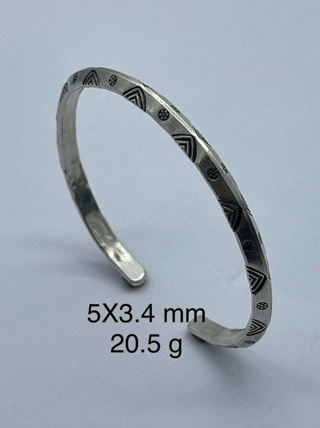 Thai Karen Hill Tribe Silver Bangle BG211TKSH23