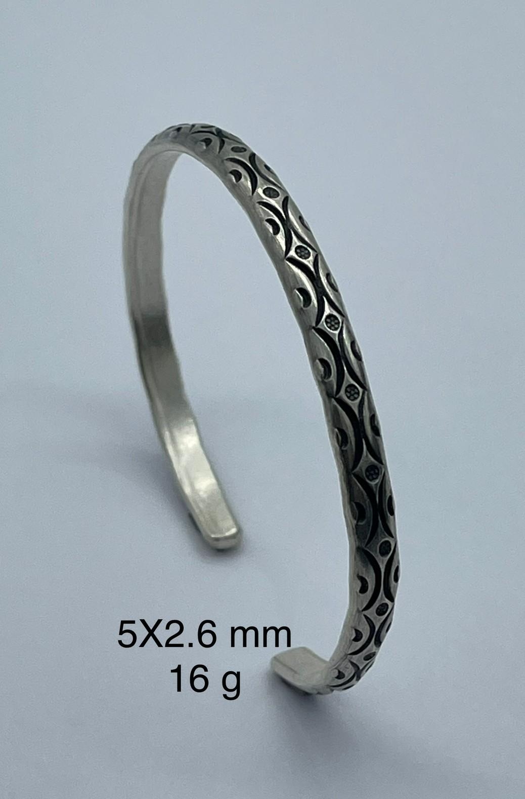 Thai Karen Hill Tribe Silver Bangle BG211TKSH25