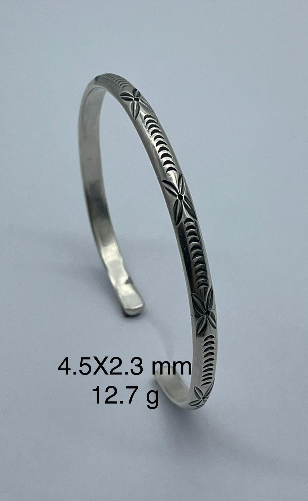 Thai Karen Hill Tribe Silver Bangle BG211TKSH26