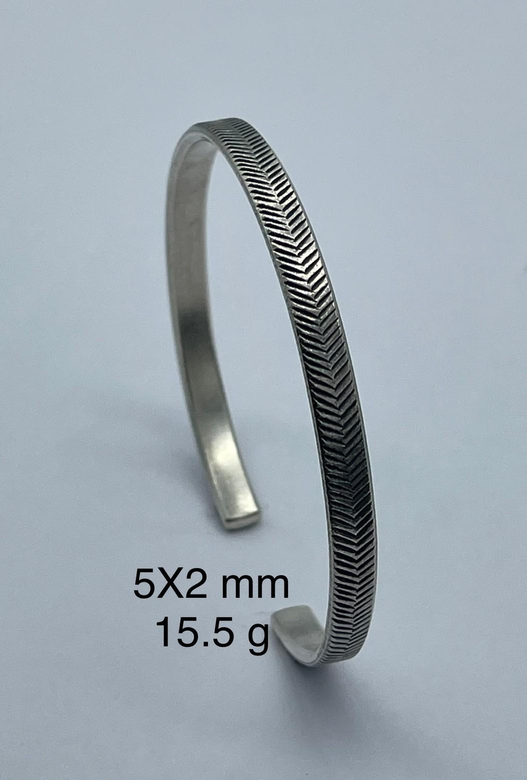 Thai Karen Hill Tribe Silver Bangle BG211TKSH27