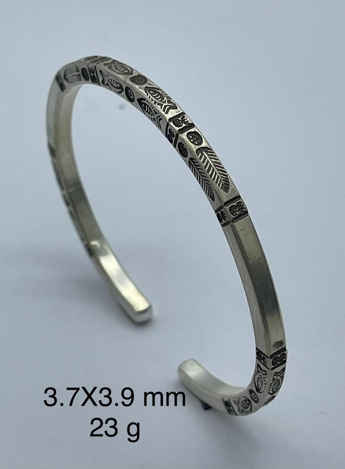 Thai Karen Hill Tribe Silver Bangle BG211TKSH33