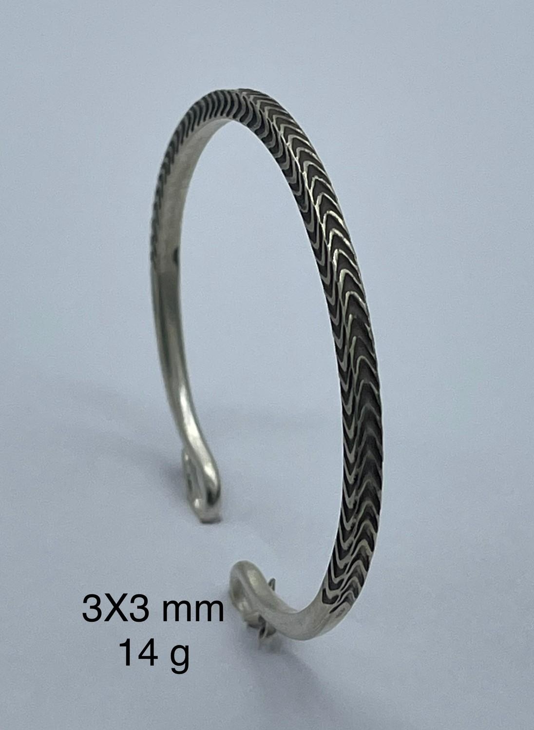 Thai Karen Hill Tribe Silver Bangle BG211TKSH41