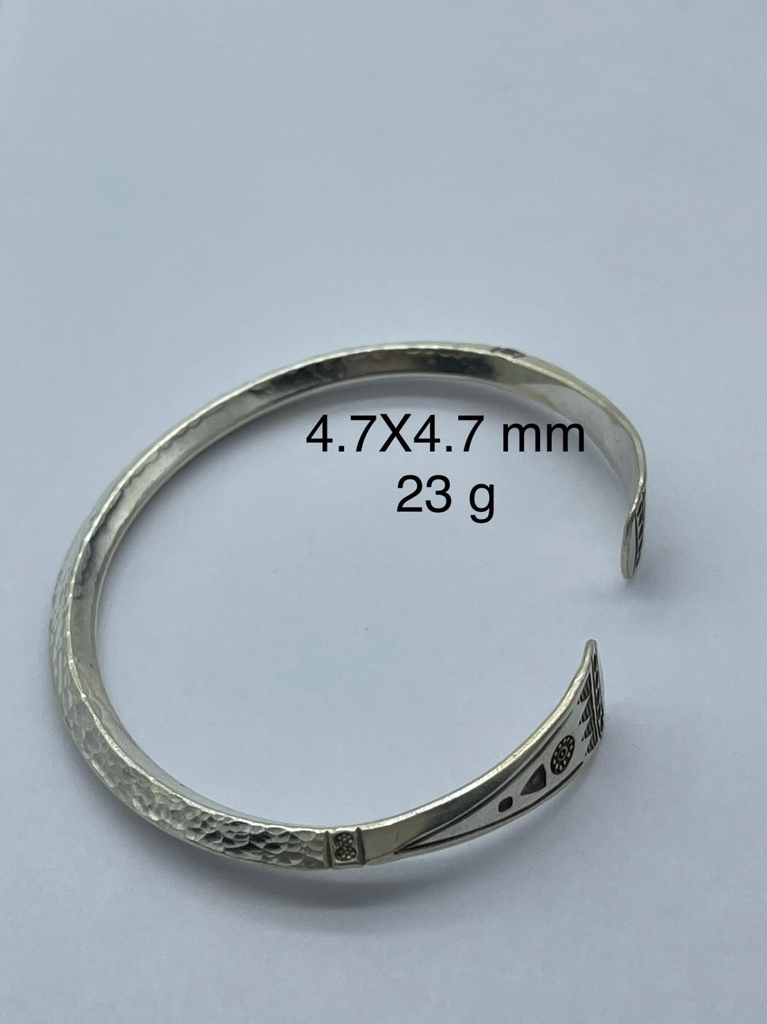 Thai Karen Hill Tribe Silver Bangle BG211TKSH49