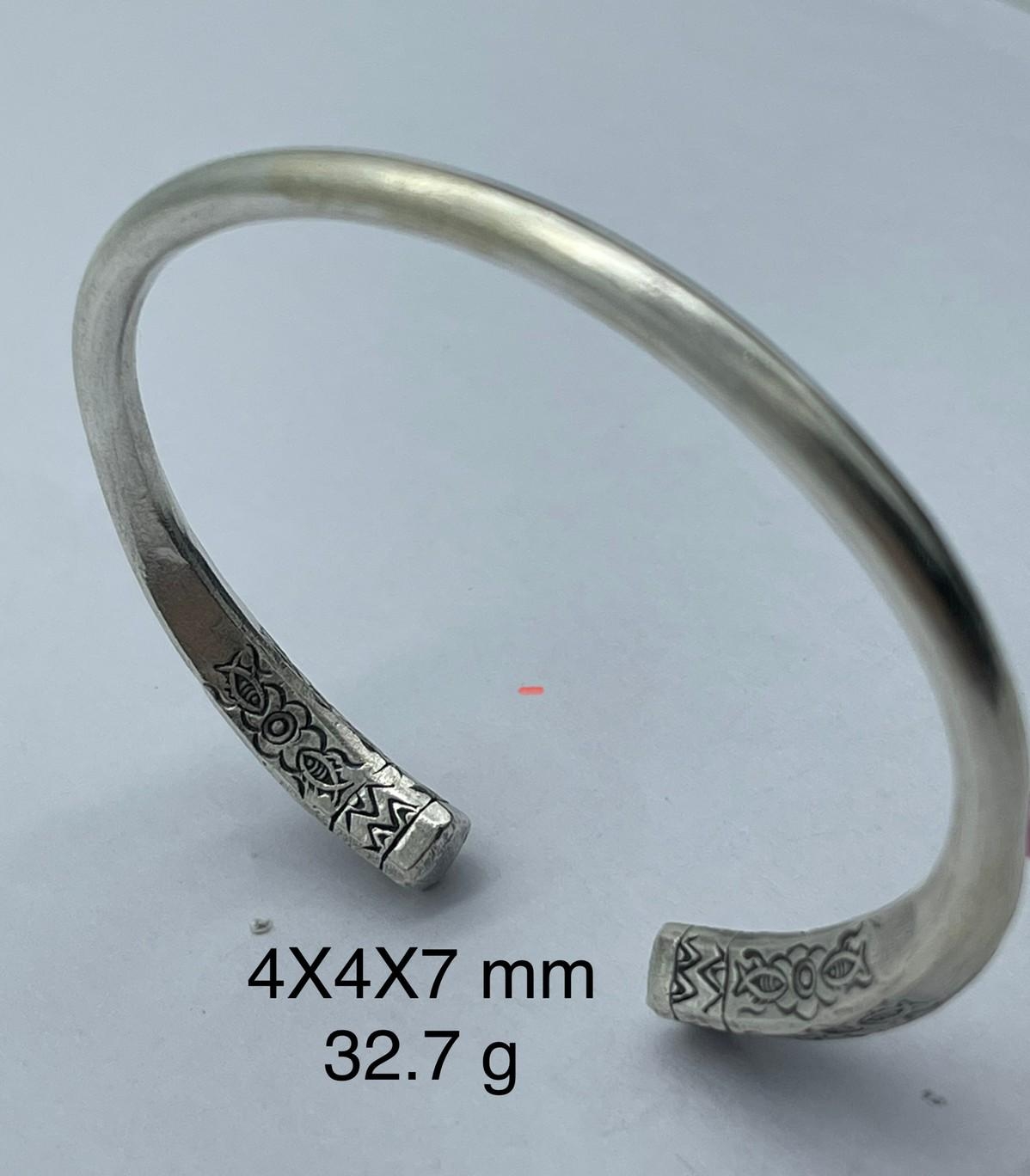 Thai Karen Hill Tribe Silver Bangle BG211TKSH56