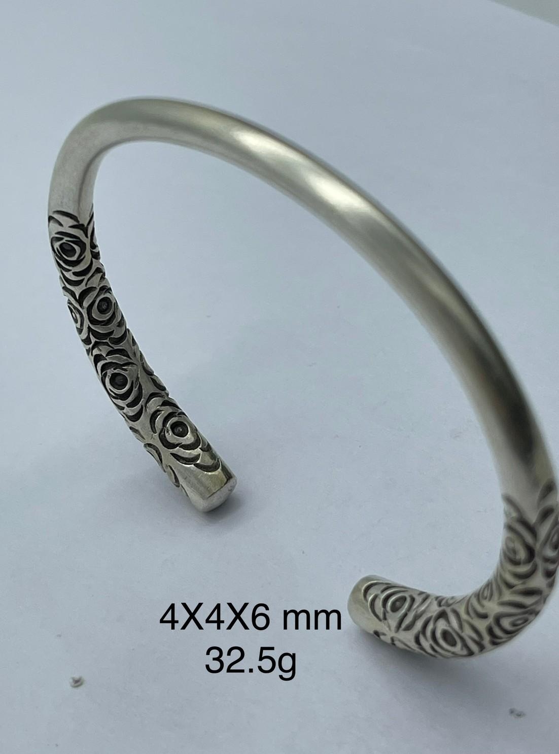 Thai Karen Hill Tribe Silver Bangle BG211TKSH59