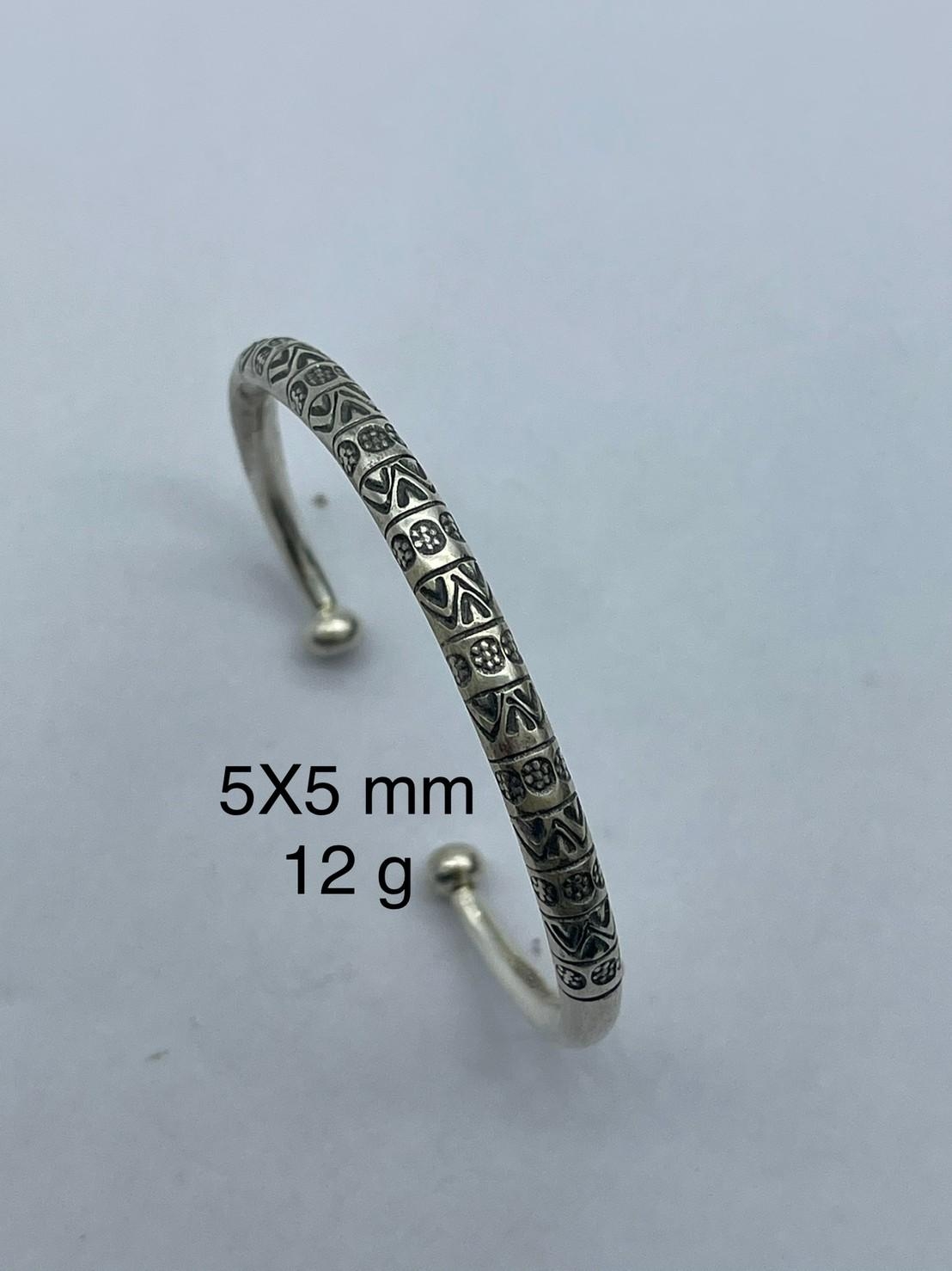 Thai Karen Hill Tribe Silver Bangle BG211TKSH60