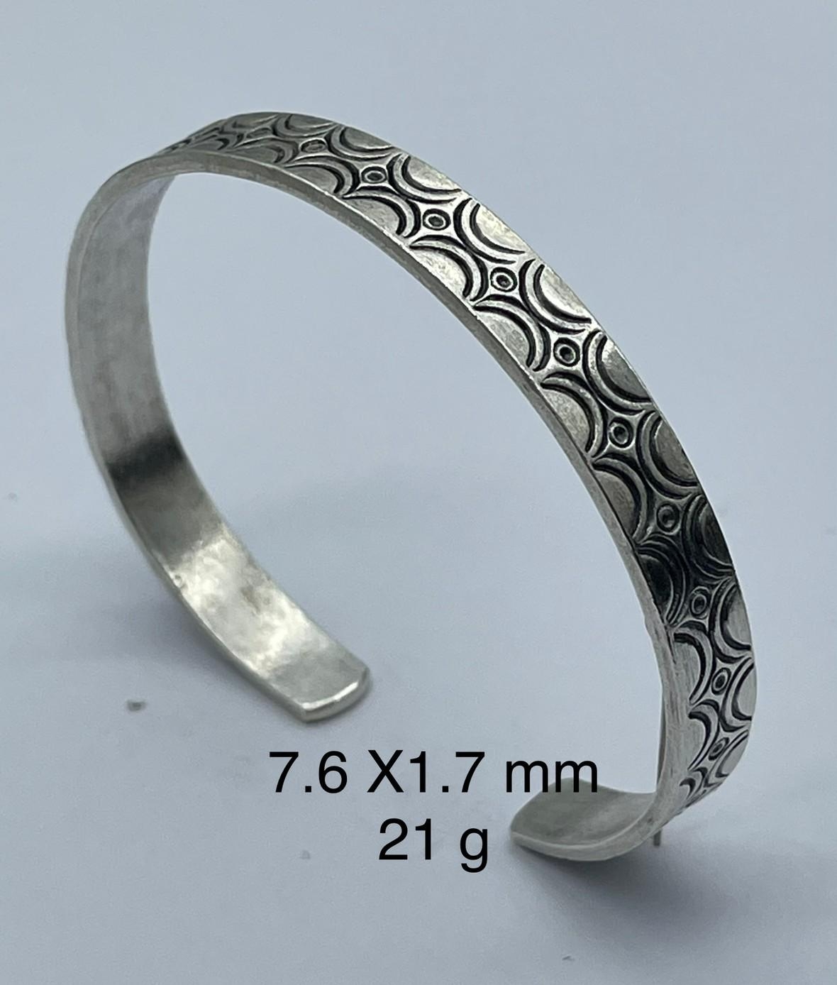 Thai Karen Hill Tribe Silver Bangle BG211TKSH67