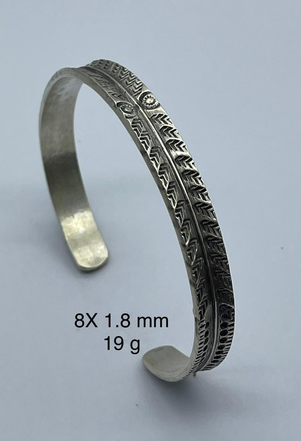 Thai Karen Hill Tribe Silver Bangle BG211TKSH68