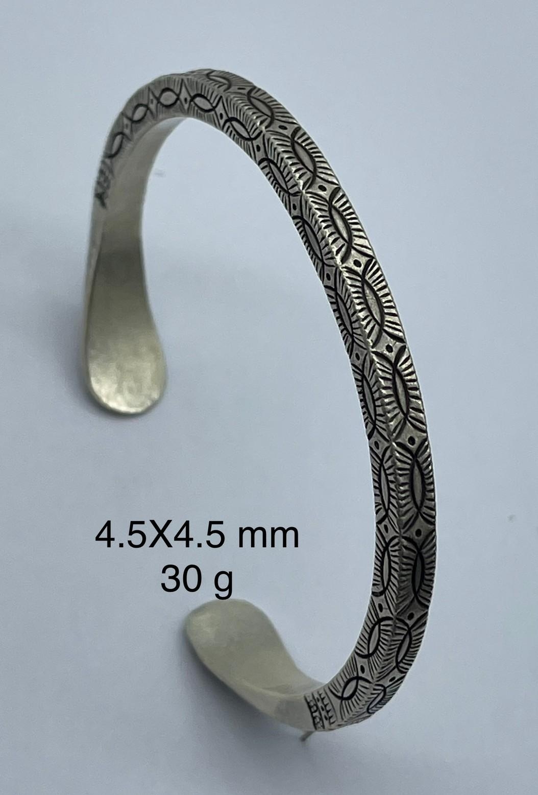 Thai Karen Hill Tribe Silver Bangle BG211TKSH69