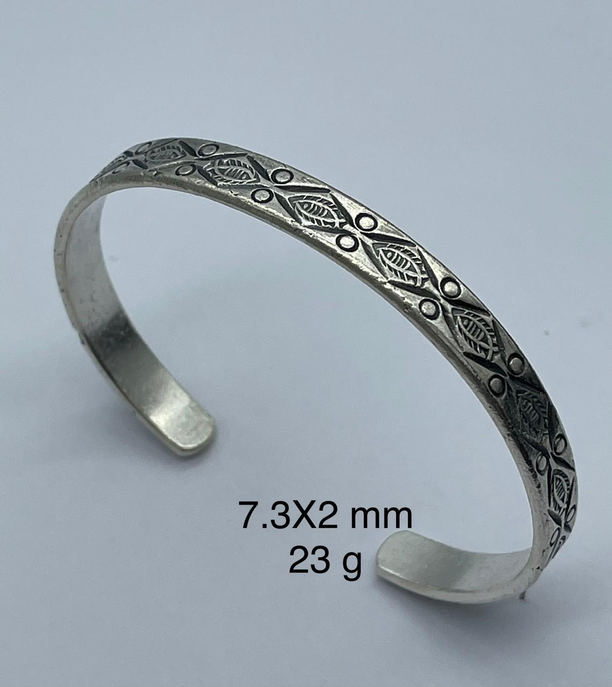 Thai Karen Hill Tribe Silver Bangle BG211TKSH71