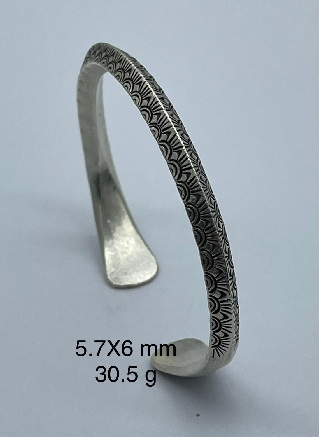 Thai Karen Hill Tribe Silver Bangle BG211TKSH74