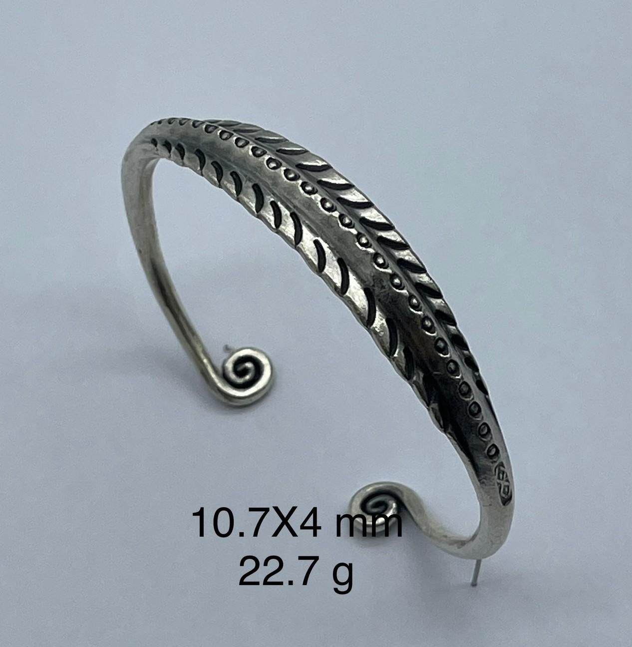 Thai Karen Hill Tribe Silver Bangle BG211TKSH76