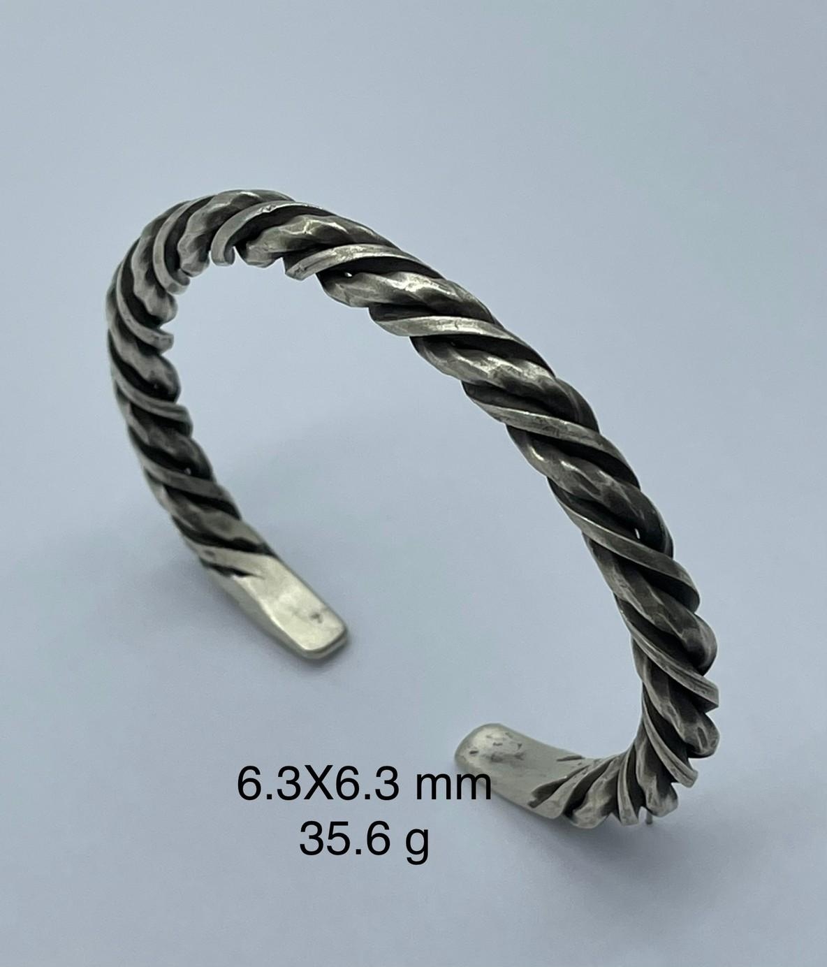 Thai Karen Hill Tribe Silver Bangle BG211TKSH92