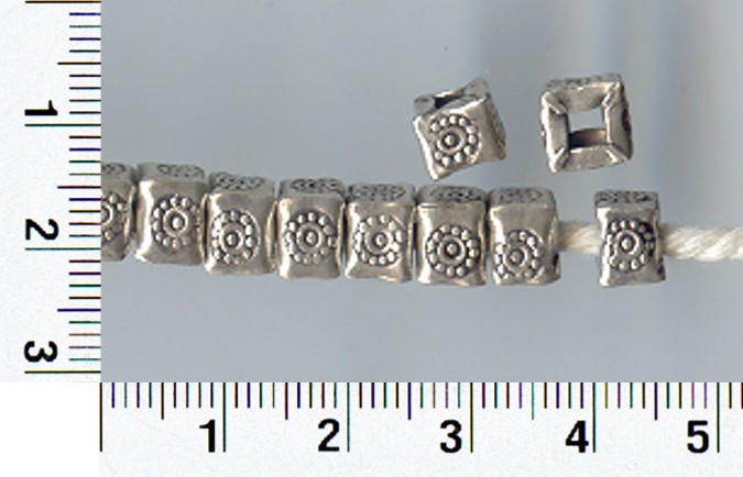 Thai Karen Hill Tribe Silver Beads Dot Flower Printed Cube Beads BL032 (10 Beads)