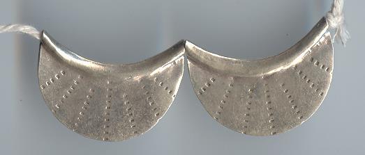 THAI KAREN HILL TRIBE SILVER BEADS PRINTED FAN SHAPE BEADS BL311 (5 BEADS)