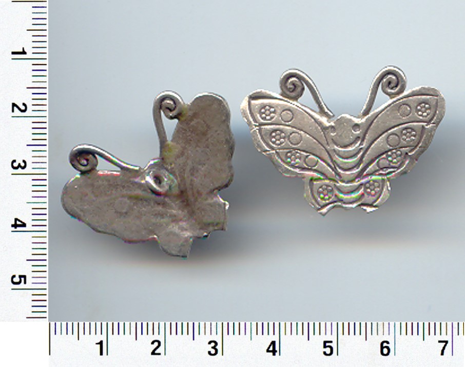 Thai Karen Hill Tribe Silver Daisy Printed Butterfly Pendant NL161