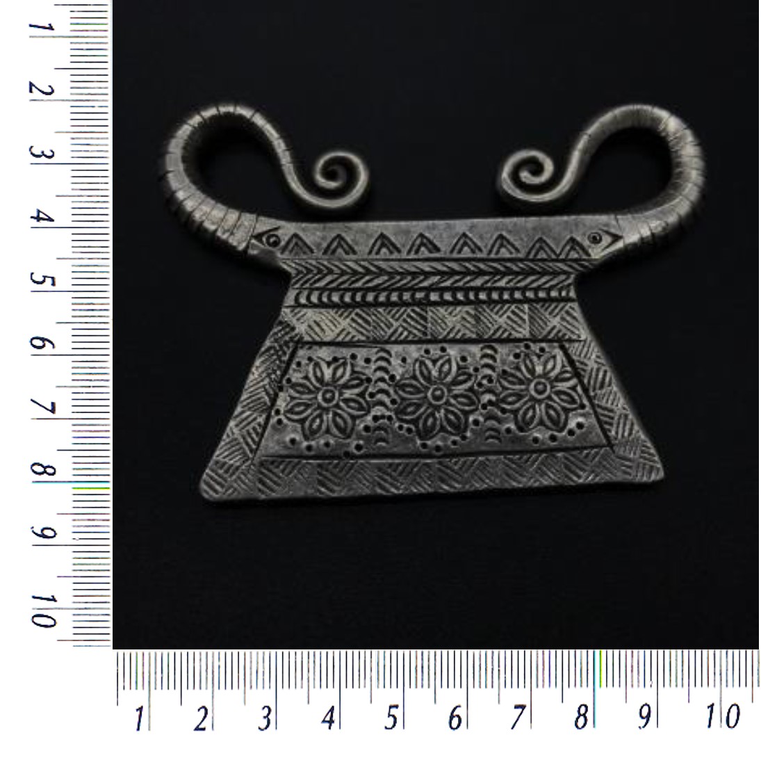 Thai Karen Hill Tribe Silver Pendants 20PD097